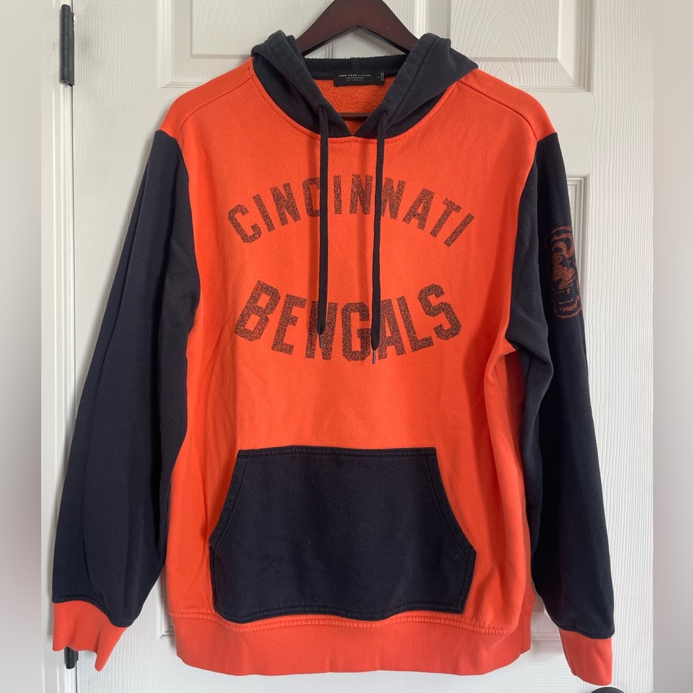 Cincinnati Bengals Hoodie - Orange & Black Junk Food Clothing  Color Block Large